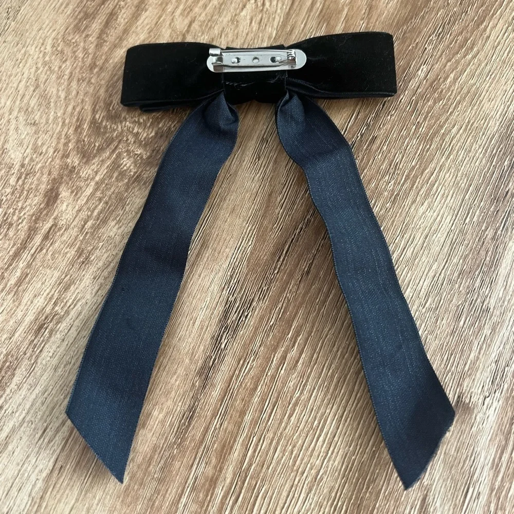 Womens‎ Retro Velvet Ribbon Bow Tie brooch Necktie Rhinestone Preppy Neck Tie